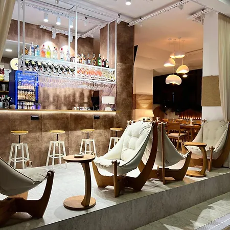 Oji Boutique * 阿拉尼亚