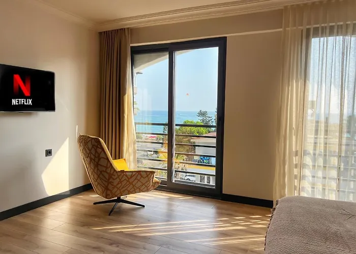 Oji Boutique * 阿拉尼亚