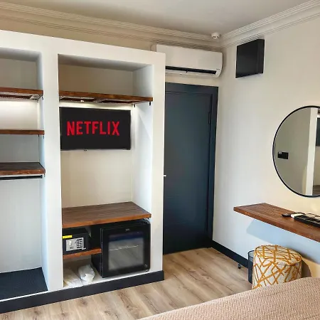 Oji Boutique Hotel Hotel